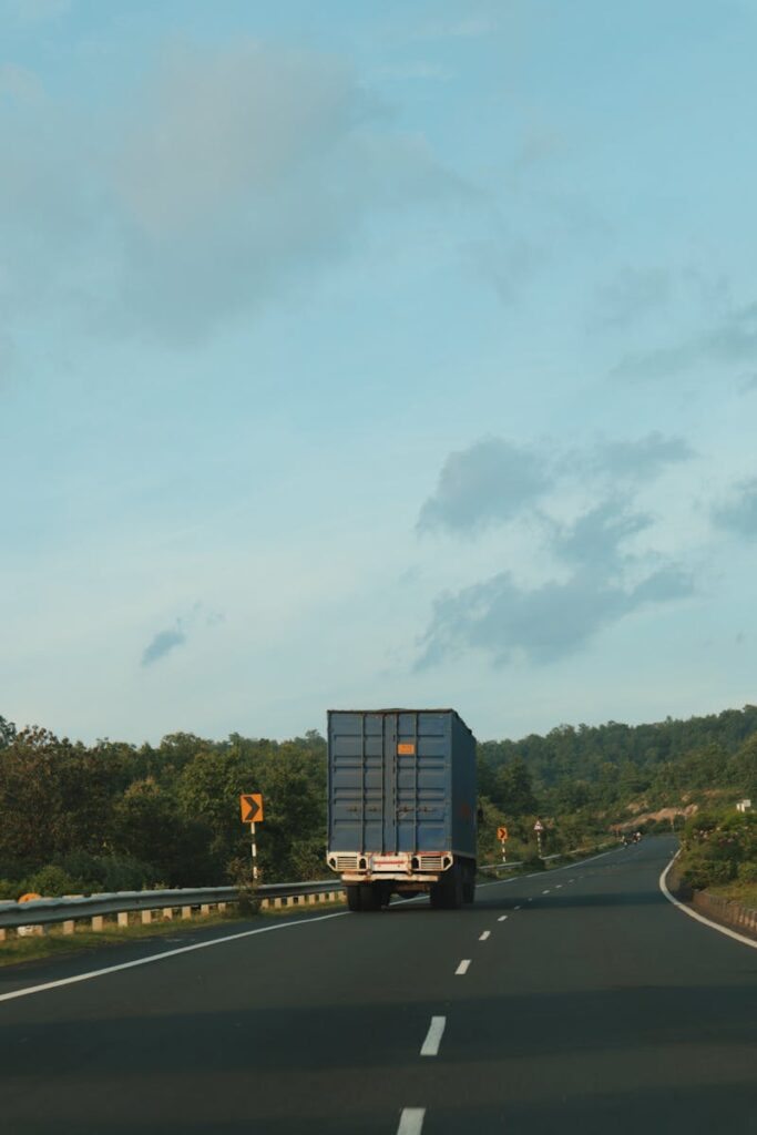 B2B Logistics & Distribution in Orlando | TCB Global